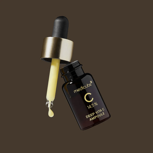 Tratament intens cu vitamina C – Medicube Vita C Ampoule 2.0 reduce petele, iluminează și revitalizează pielea.
Formula stabilizată în fiole individuale menține eficiența maximă a ingredientelor active. wowskin.ro